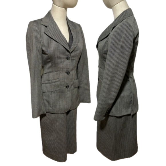 70s 3 PC SUIT GRAY PINSTRIPE SKIRT, VEST, BLAZER BY FOX RUN BY LITTLE FOXES INTL - Picture 2 of 16